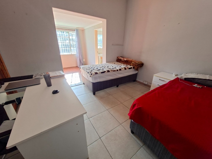 6 Bedroom Property for Sale in Park West Free State